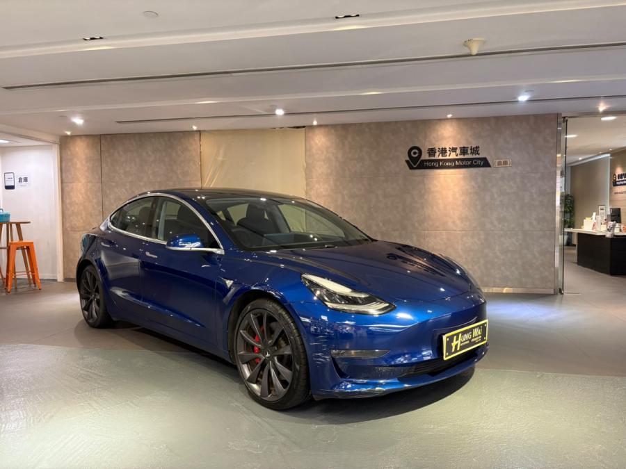 TESLA 特斯拉 Model 3 Performance